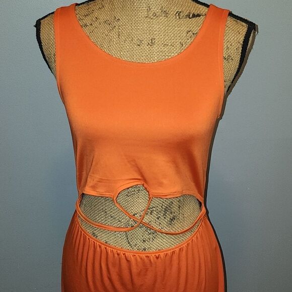 Maxi Dress - Picture 2 of 8